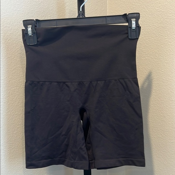 Maidenform Black High-Waisted shaper NWOT - Picture 1 of 3